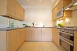 Kitchen, Barkham Mews Serviced Apartments, Reading