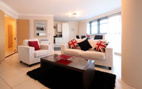 Q East Apartments