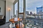 Dining Area, Marquee Serviced Apartments, Chicago