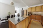 Kitchen, Berridge House Serviced Apartment, Leicester