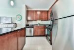 Kitchen, AtWater Serviced Apartments, Chicago