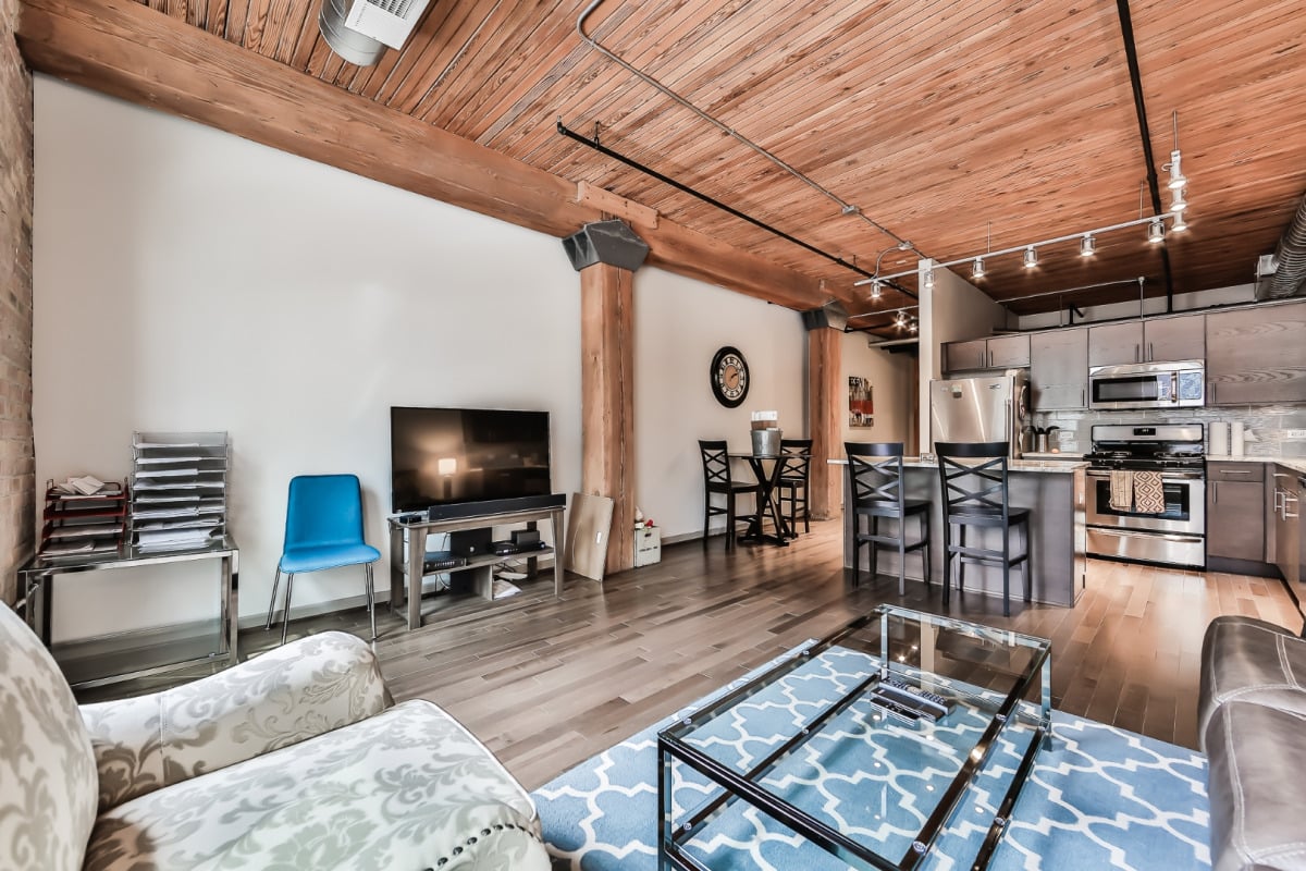 The Lofts at River East Apartments in Chicago