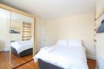 Bedroom, Coundon Fields House Serviced Accommodation, Coventry