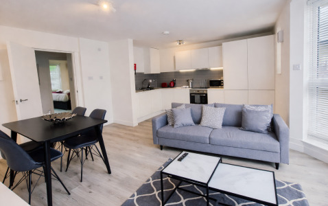 Kew Bridge Court Apartments