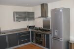 Kitchen, The Pinnacle Serviced Apartment (SL), Northampton