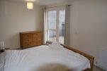 Bedroom, The Pinnacle Serviced Apartment (SL), Northampton