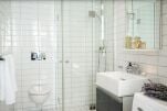 Bathroom, Underhaugsveien Serviced Apartments, Oslo