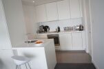 Kitchen, Rotunda Serviced Apartments, Birmingham