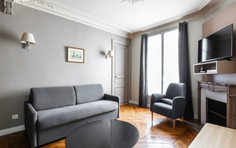 Rue de Miromesnil Senior 10/72