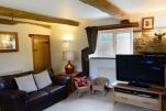 Living Area, Hutts Bothy Serviced Accommodation, Oxford