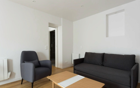 Rue Paul Valery Corporate 82/9