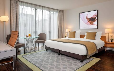Tour Eiffel Apartments
