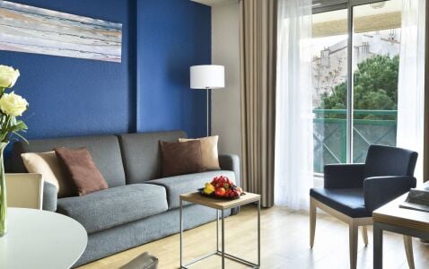 Prado Chanot Apartments