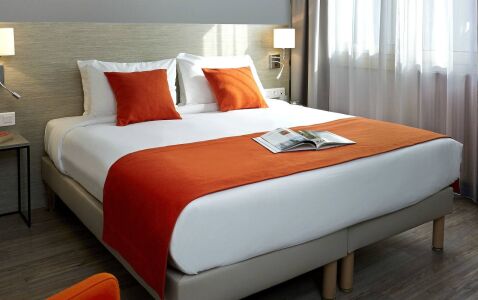 Antigone Apartments