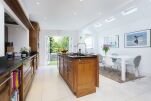 Kitchen and Dining Area, Honeywell Road Serviced Apartments, Clapham