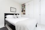 Bedroom, Honeywell Road Serviced Apartments, Clapham