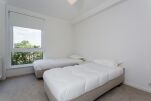 Twin Bed, Valiant House Serviced Apartments, Battersea