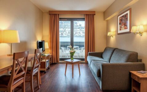 Trocadero Apartments