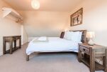 Bedroom, New Street House Serviced Accommodation, Cambridge