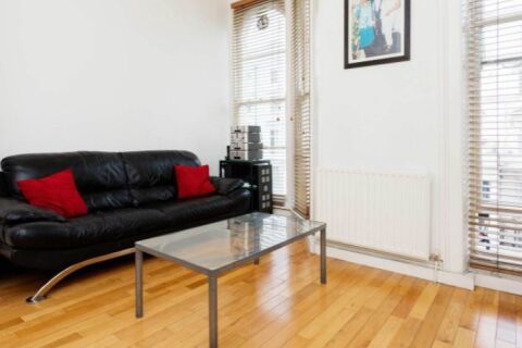 Living Area, Portobello Pad Serviced Apartment, Notting Hill