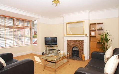Beaumont House Accomodation